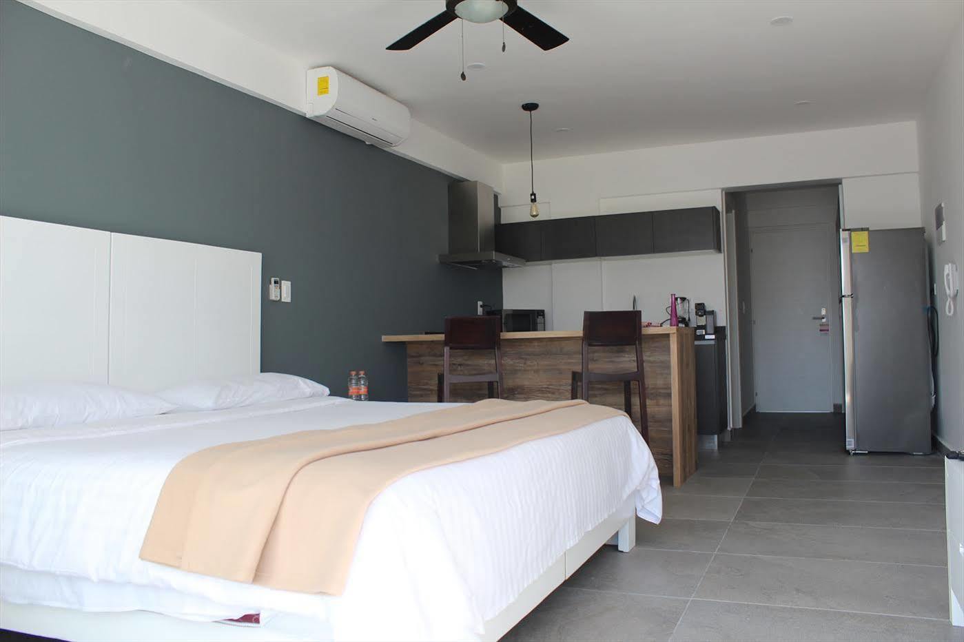 Studio 30 Condhotel By Nah Hotels Playa del Carmen Bagian luar foto